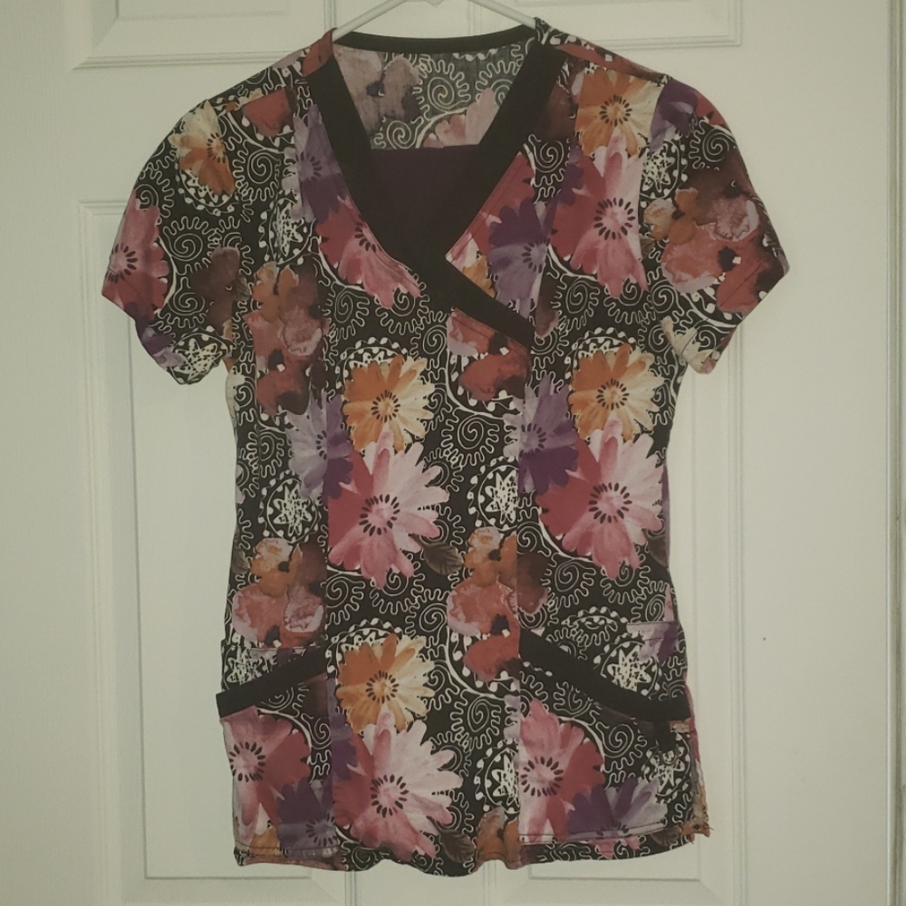 Scrub set